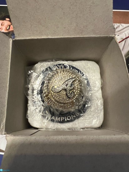 2021-atlanta-braves-replica-world-series-ring