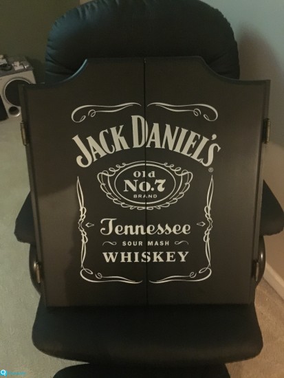 jack-daniels-dart-board-15859337