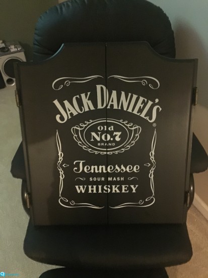 jack-daniels-dart-board-15859337